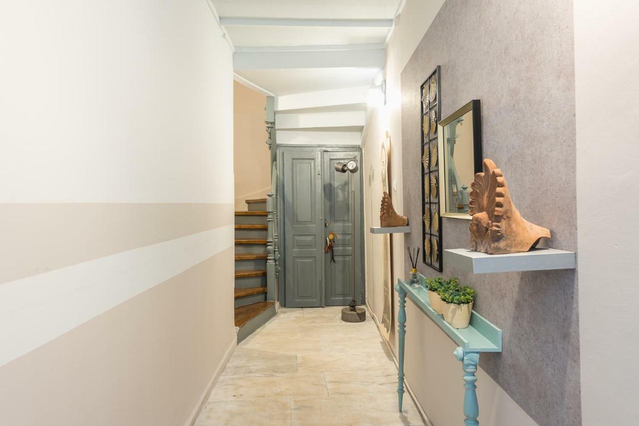 Plaka Akrokeramo House #1 Athens Exterior photo